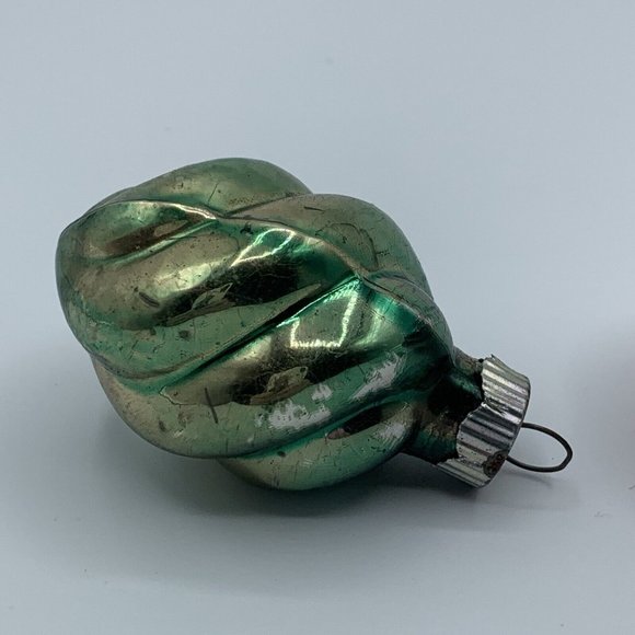 Vintage Shiny Brite Christmas Ornament Green Mercury Glass Swirl Twist - Picture 2 of 3
